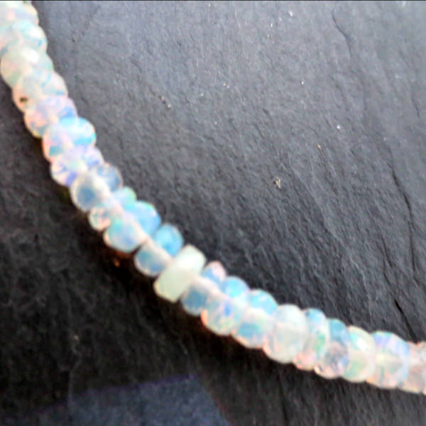 Welo Opal necklace