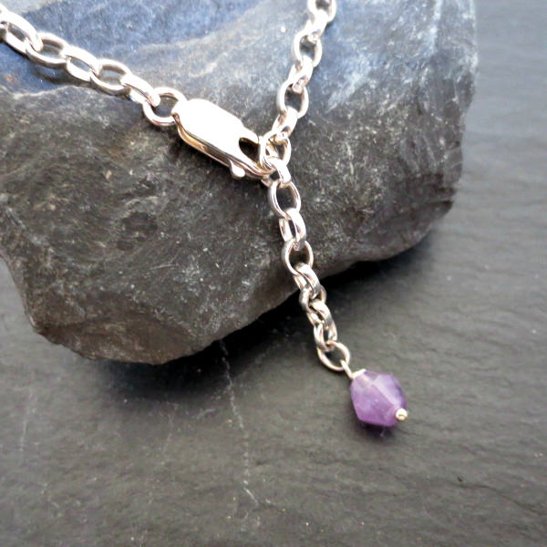 Amethyst wire bracelet