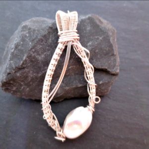 Baroque Pearl pendant