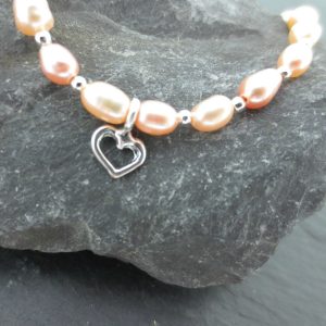 Pearl heart bracelet