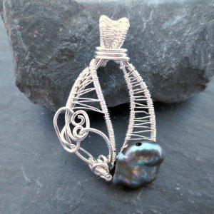 Grey Keshi Pearl pendant