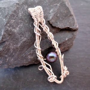 Juventas pendant pearl june birthstone