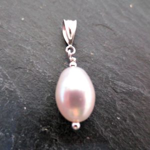 Pearl drop pendant