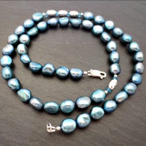 Blue Pearl necklace