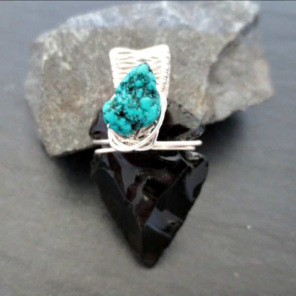 Arrowhead pendant with Turquoise
