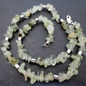 Prehnite chip necklace